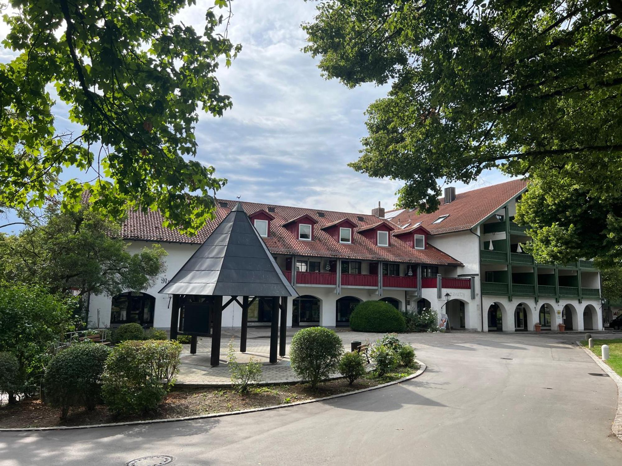 Wunderschoenes Apartment Mit Bademantelgang Zur Wohlfuehltherme Bad Griesbach  Bagian luar foto