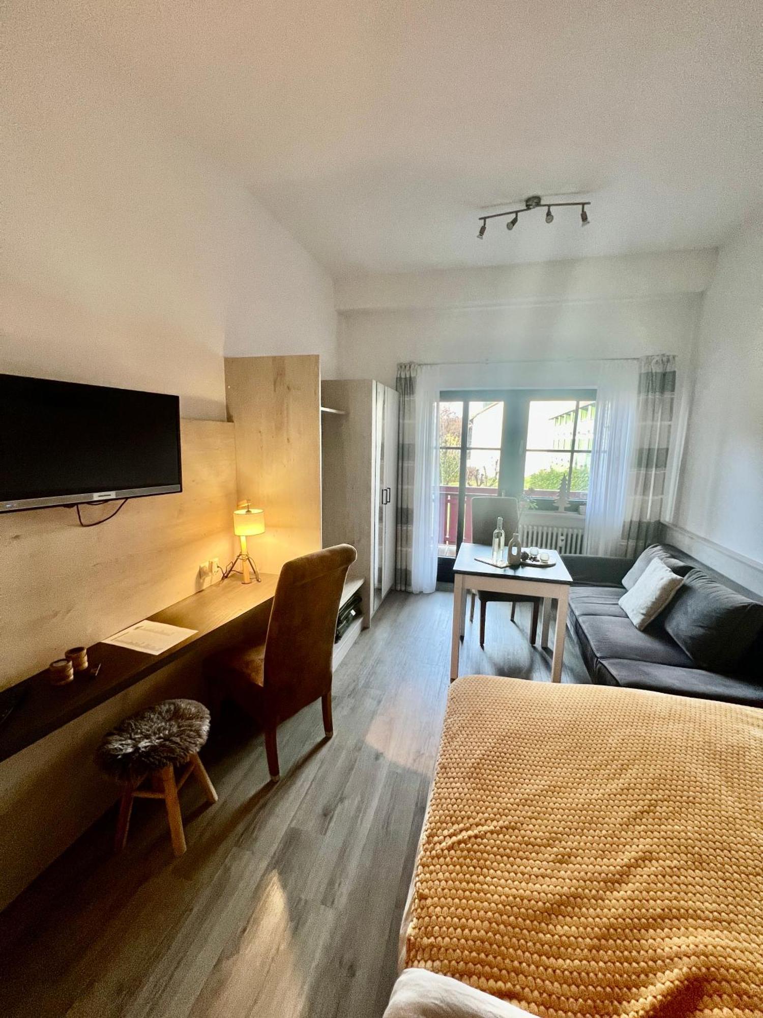 Wunderschoenes Apartment Mit Bademantelgang Zur Wohlfuehltherme Bad Griesbach  Bagian luar foto